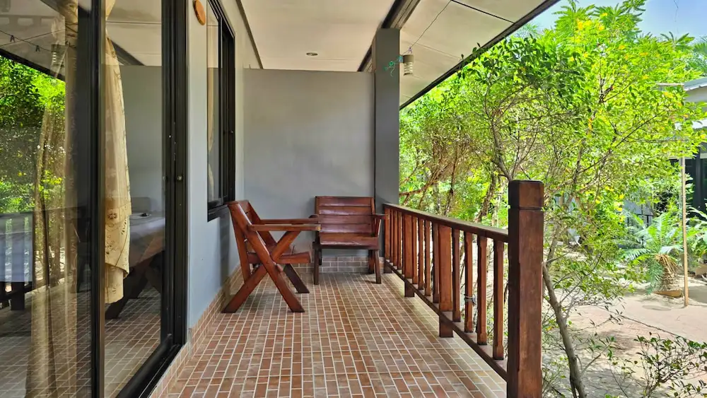 lamai-family-bungalow-terrasse-side lamai-family-bungalow-terrasse-side